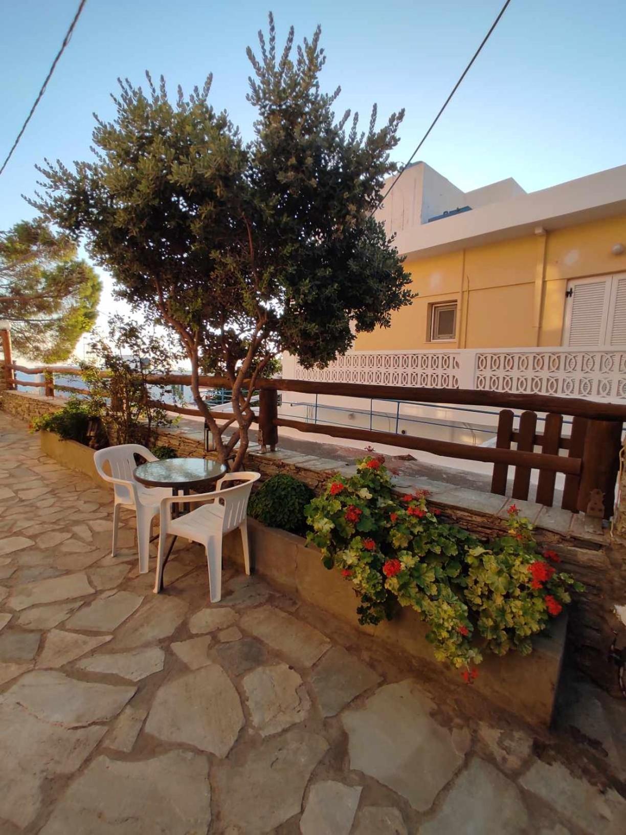 Politis Sudios Apartment บาทซี ภายนอก รูปภาพ