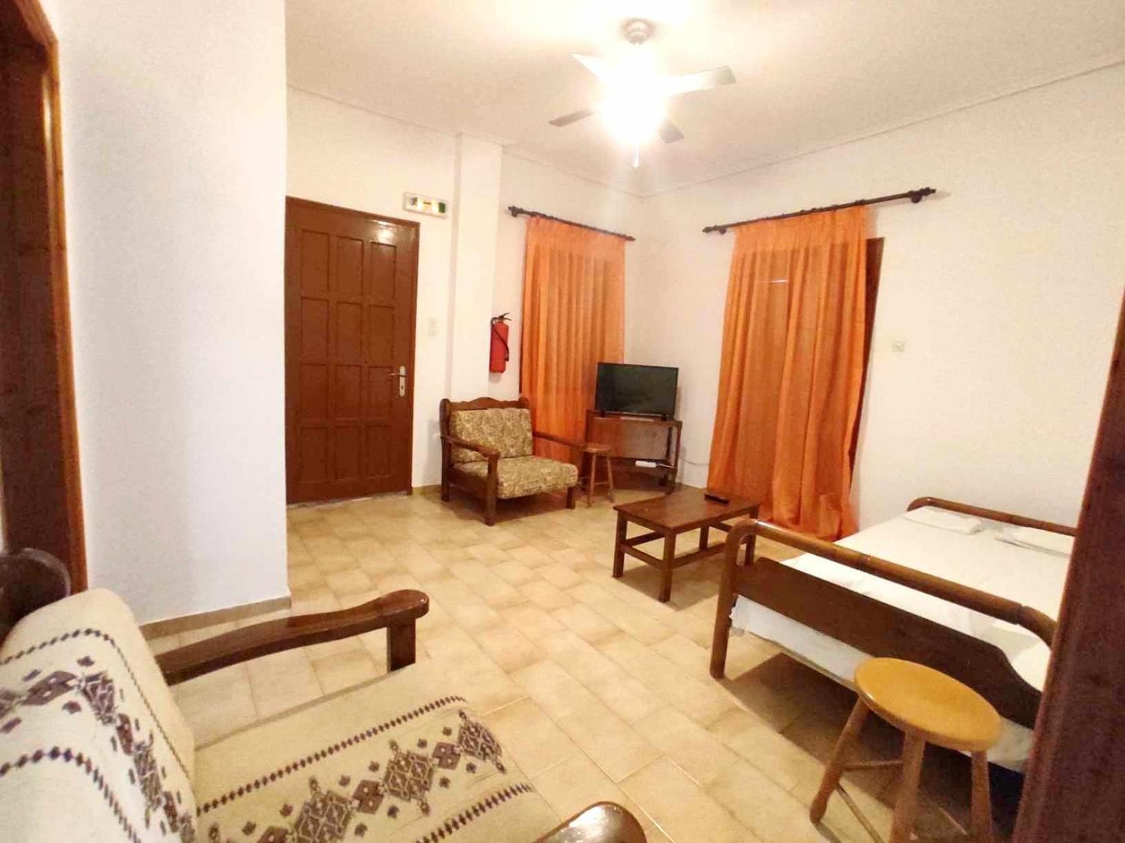 Politis Sudios Apartment บาทซี ภายนอก รูปภาพ