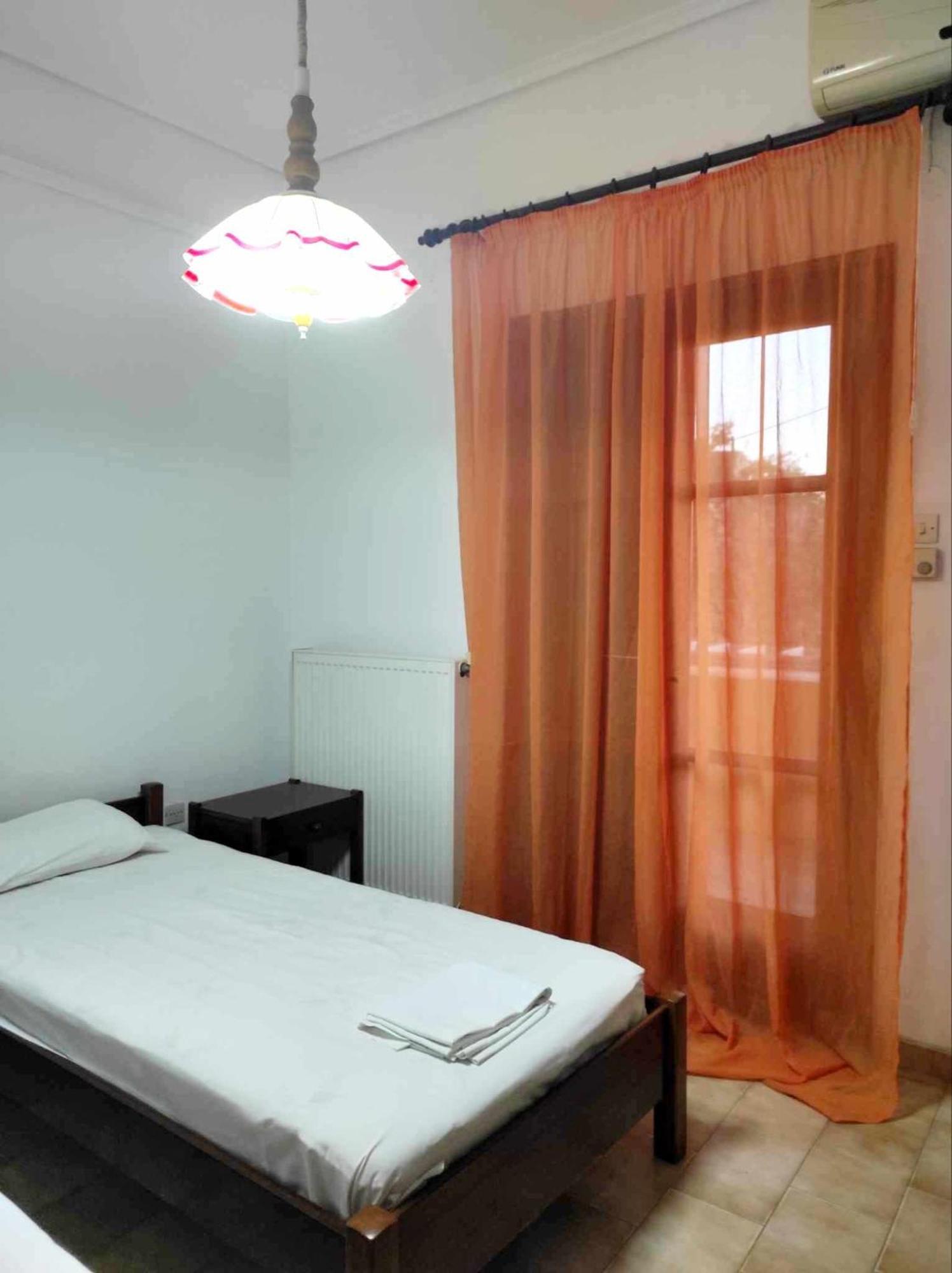 Politis Sudios Apartment บาทซี ภายนอก รูปภาพ