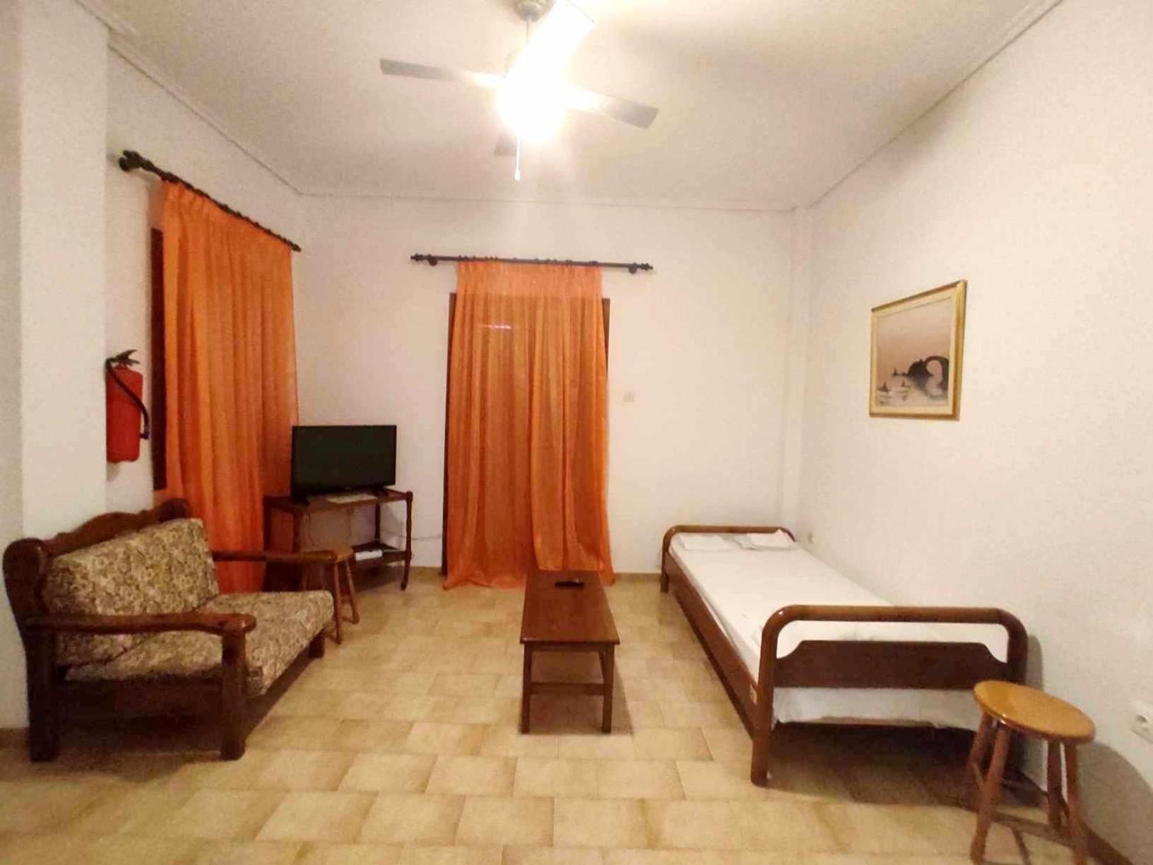 Politis Sudios Apartment บาทซี ภายนอก รูปภาพ