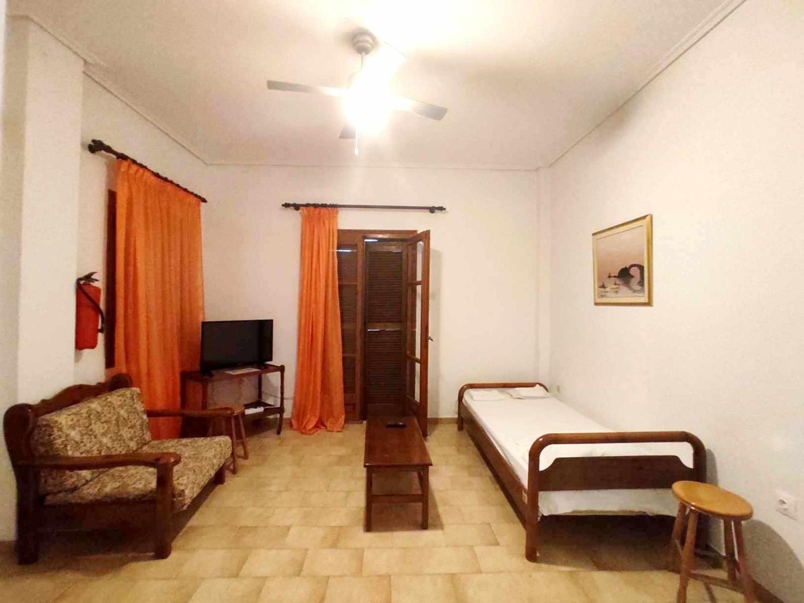 Politis Sudios Apartment บาทซี ภายนอก รูปภาพ