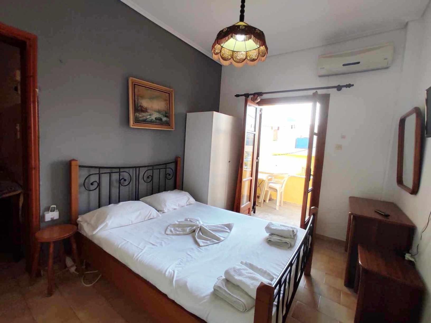Politis Sudios Apartment บาทซี ภายนอก รูปภาพ