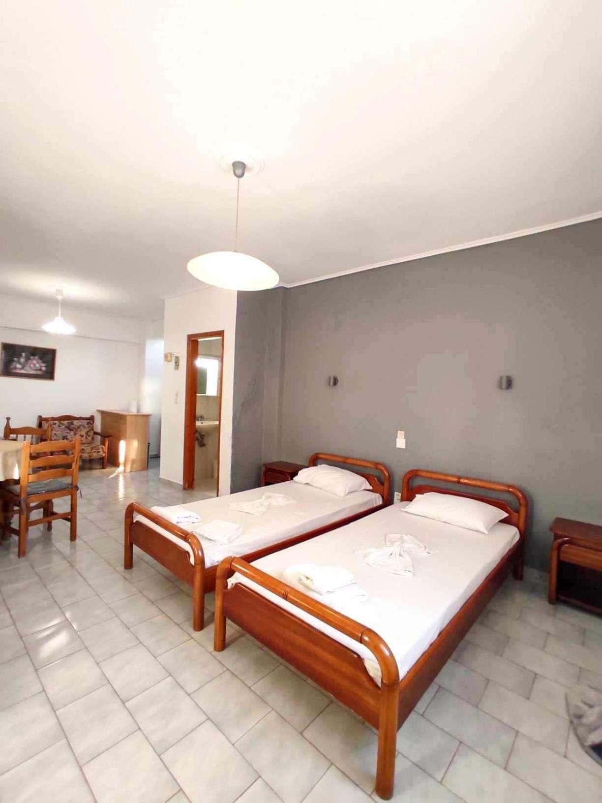 Politis Sudios Apartment บาทซี ภายนอก รูปภาพ