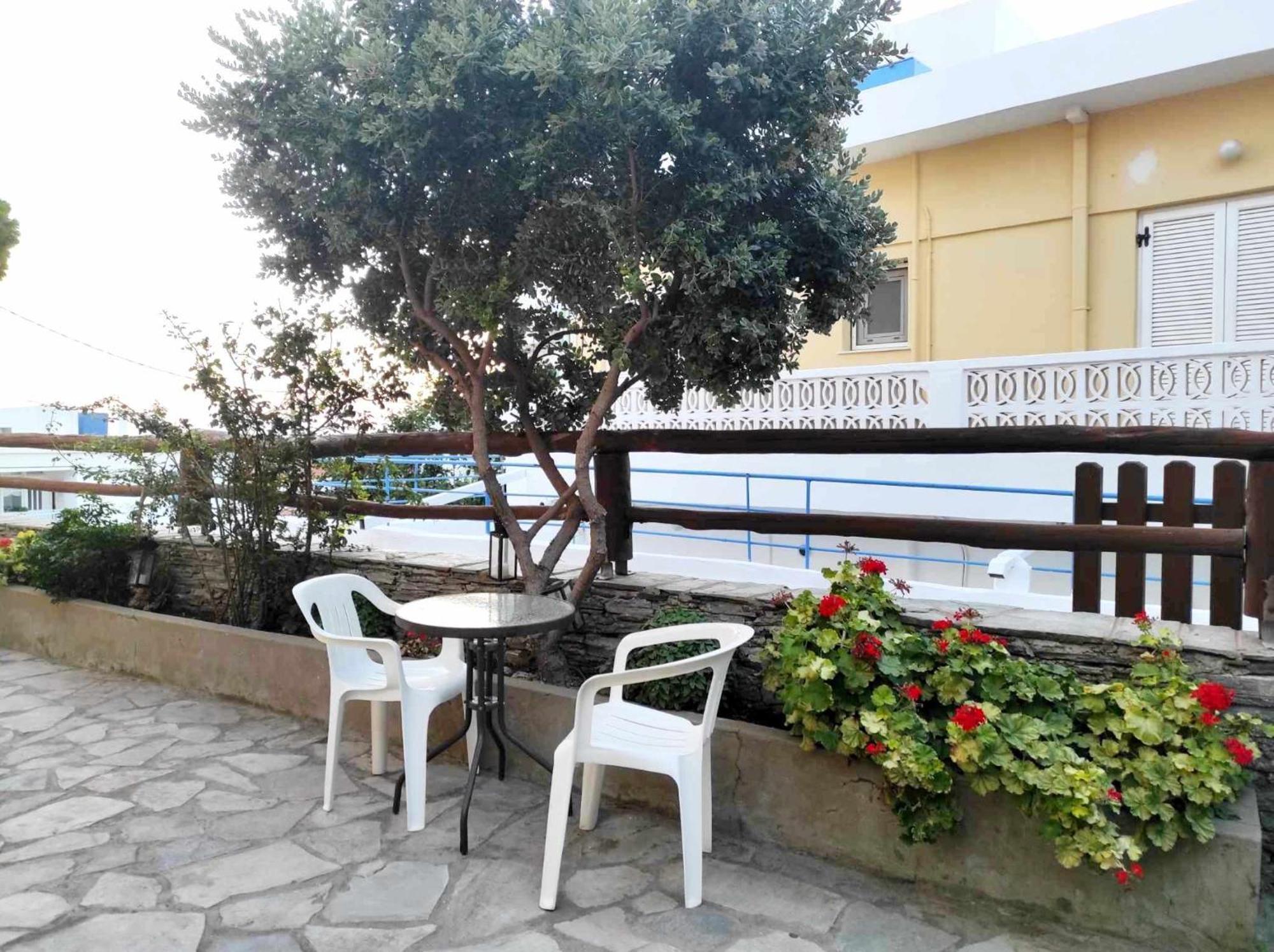 Politis Sudios Apartment บาทซี ภายนอก รูปภาพ